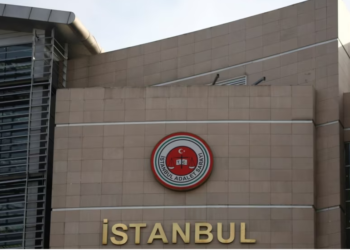 Dy të vrarë gjatë një tentative për sulm ndaj një gjykate në Stamboll