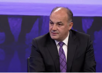 Hoxhaj: Kurtin e kanë mbajt shpesh në Athinë me qëllim që ta largojnë prej Turqisë