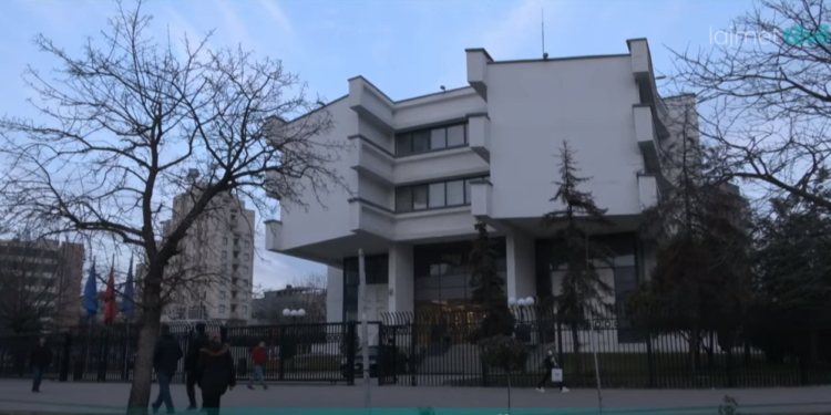 Njohësit e ekonomisë, vlerësojnë se kampanja dhjetë pikëshe e publikuar nga BQK-ja, është vonuar