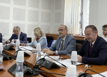 Komisioni ad-hoc shqyrton listën me 17 kandidatë për anëtarë të Bordit të RTK-së