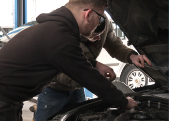 Nxënësve të shkollës profesionale në Klinë iu paguhet sigurimi aksidental