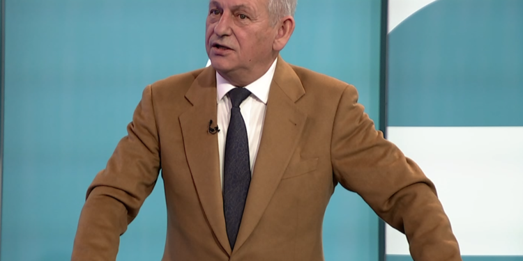 Dreshaj thotë se vizita e Haradinajt në ShBA ishte e nivelit më të lartë se ajo e Kurtit