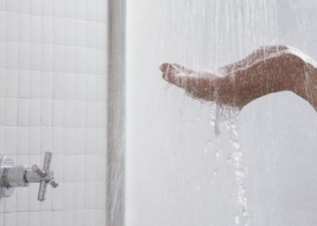 Ky është gabimi i madh që bëni pas dushit