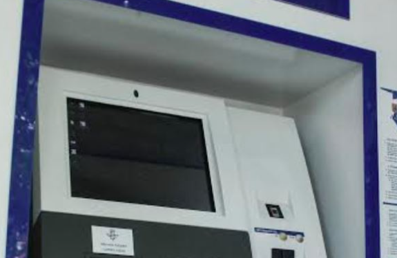 Dëmtohet ekrani i një E-kioske në Zveçan
