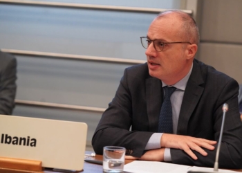 Hasani: Shqipëria do qëndrojë krah Kosovës në parandalimin e çdo kërcënimi të jashtëm