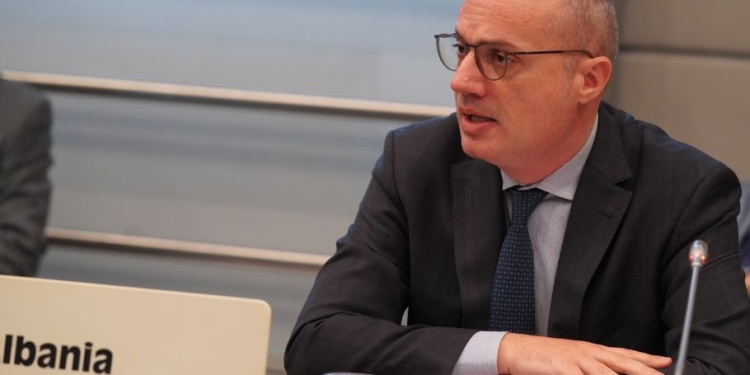 Hasani: Shqipëria do qëndrojë krah Kosovës në parandalimin e çdo kërcënimi të jashtëm