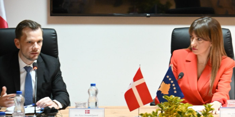 Marrëveshja për burgjet e mbetur peng nga Kuvendi, Haxhiu diskuton me homologun danez