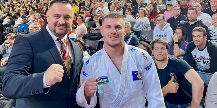 Akil Gjakova stoliset me medalje të bronztë nga Grand Slami në Paris