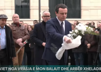 17 vjet nga vrasja e Mon Balajt dhe Arber Xheladinit, Kurti: Protesta filloi paqësore, por nuk përfundoi e tillë