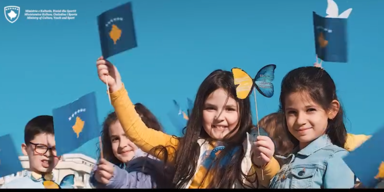 Kurti uron për 16 vjetorin e Pavarësisë me një video