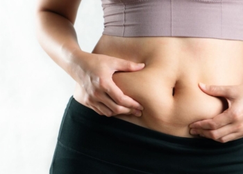 Zbuloni ushqimin e përditshëm që rrit dhjamin e barkut