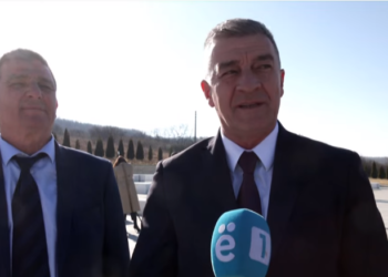 Prefekti i Qarkut të Vlorës: Pavarësia e Kosovës gjëja më e çmuar