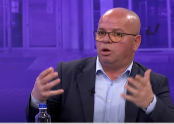 Latifi kërkon dorëheqjen e ministrit Peci