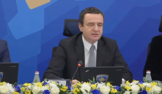 Kurti: Qoftë gjithmonë e fortë Republika jonë, ne i dalim zot