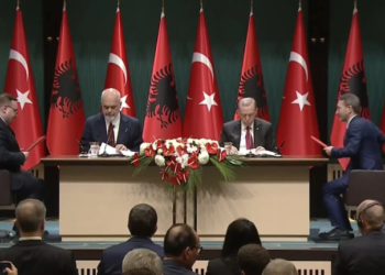 Kryeministri Rama dhe Presidenti Erdogan nënshkruajnë disa marrëveshje