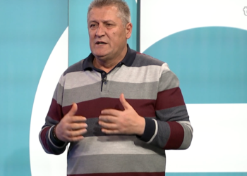 Berisha: Kurti e Vuçiq po bashkëpunojnë për moszbatim të marrëveshjeve të Brukselit