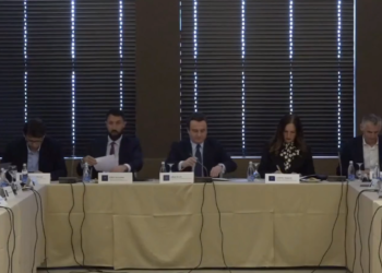 Kurti para kryetarëve: Për 3 vite buxheti i komunave është rritur për 185 milionë euro