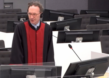 Julius von Bone emërohet kryembrojtës i Salih Mustafës