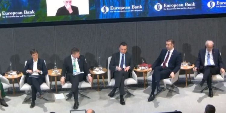 Kurti në Samitin e BERZh-it: Na duhen investime në rrugë, hekurudha dhe në energjetikë