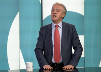 Hamiti për dinarin: Më 31 janar Kurti tha është çështje sovrane, tash po shkon në Bruksel