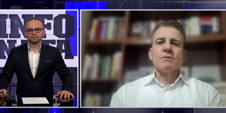 Analisti nga Shqipëria tregon rëndësinë e vizitës së Zelenskyt në Tiranë