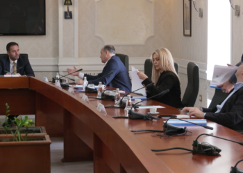 Dështon mbledhja e Kryesisë së Kuvendit, PDK e AAK kritikojnë mazhorancën për papërgjegjësi