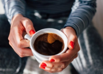 Shkencëtarët tregojnë arsyen e fortë përse duhet pirë kafe