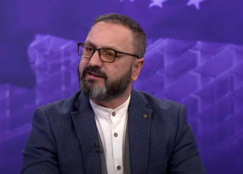 Ish-zëvendësministri vlerëson se heqja e dinarit mund të ketë impakt në siguri