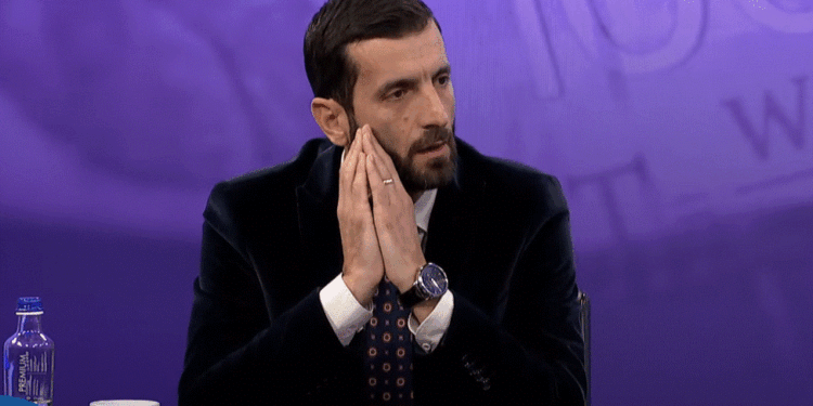 Demhasaj: Ndalimi i dinarit është vendim puro-politik