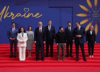 Vuçiq i bashkohet komunikatës së përbashkët nga Samiti në Tiranë që dënon Rusinë