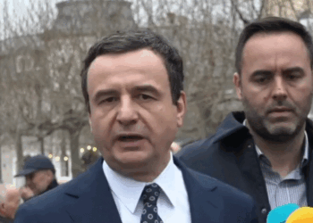 Kurti: Siç kaluan nga targat ilegale në RKS, do të kalojnë nga dinari në euro