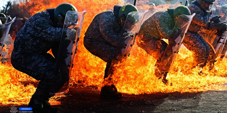 Ushtarë amerikanë trajnohen para ardhjes në Kosovë