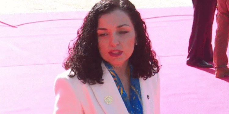 Osmani në Tiranë: Jam e bindur që njohja e Kosovës do të vijë bashkë me fitoren e Ukrainës