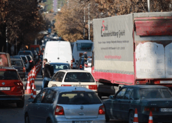 Prokuroria e Pejës nis hetim për dyshimet për keqpërdorime me patentë-shoferë