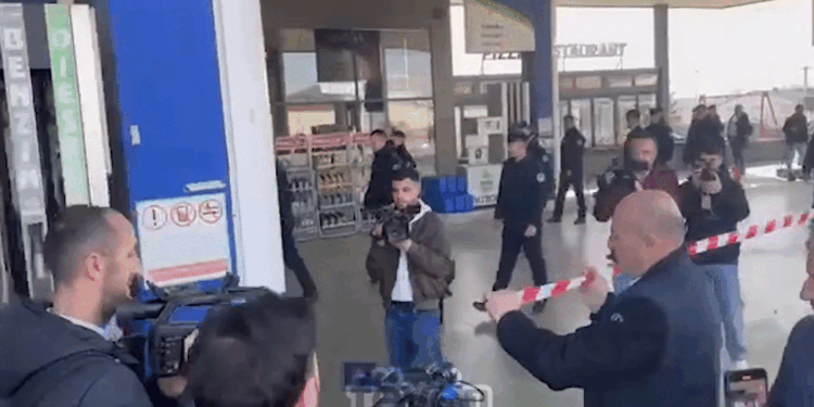 Policia i vendos shirita pompës së derivateve përballë AKI-së, pronën e merr Ministria e Bujqësisë