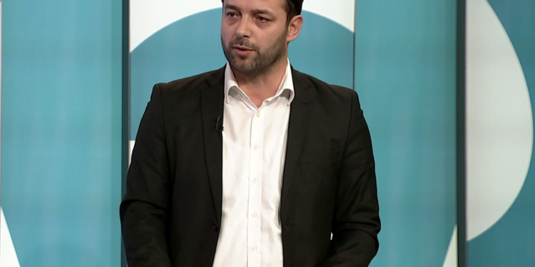 Ramadani: Mirë ka bërë Bislimi që ka refuzuar takimin për çështjen e dinarit