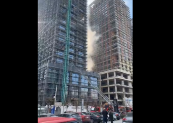 Përfshihet nga zjarri një ndërtesë në Prishtinë