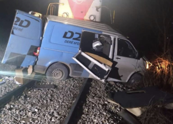 Vdesin dy të lënduarit në aksidentin në Klinë