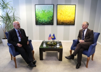 ​Qeveria jep detaje nga takimi Bislimi – Hovenier