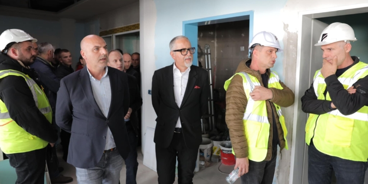 Vitia nga Klinika e Kardiokirurgjisë: Gjithçka në transformim