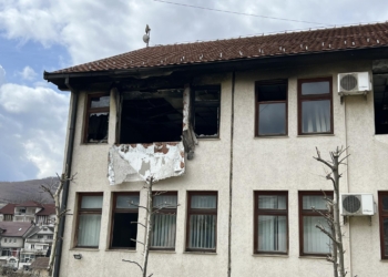 Tre persona të dyshuar për djegien e Gjykatës Themelore në Kaçanik