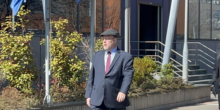 Hovenier për kërcënimin e Vuçiqit: S’mbesim pa gjumë, këtu është prezente aleanca më e suksesshme në histori