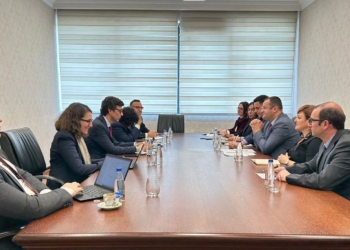 Guvernatori i BQK-së takon misionin e FMN-së, flasin për rishikimin e dytë të Marrëveshjes Stand-By