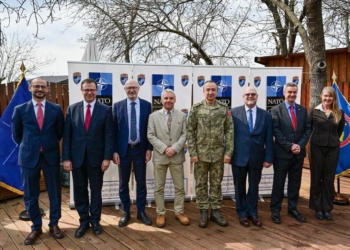 Komandanti i KFOR-it takon ambasadorët e QUINT-it, flasin për sigurinë në Kosovë e rajon