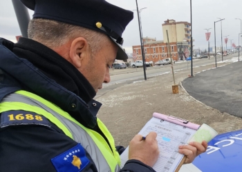 Policia për 24 orë konfiskoi 20 patentë shoferë