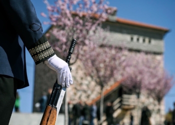 Kurti: Qëndresa në Gllogjan i dha mesazh Serbisë se kulla nuk gjunjëzohet dhe Kosova nuk nënshtrohet