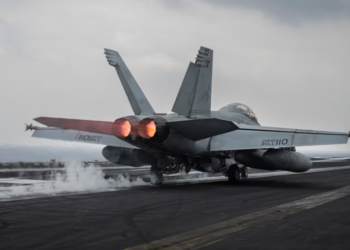 SHBA-ja thotë se ka rrëzuar 15 dronë mbi Detin e Kuq