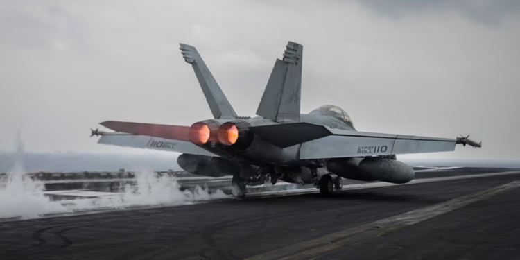 SHBA-ja thotë se ka rrëzuar 15 dronë mbi Detin e Kuq