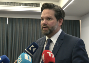 Eurodeputeti austriak: Ide e gabuar vendosja e masave ndaj Kosovës