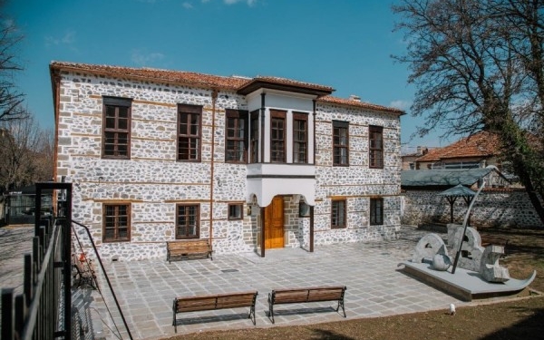 ​7 marsi, festa shqiptare e mësuesit